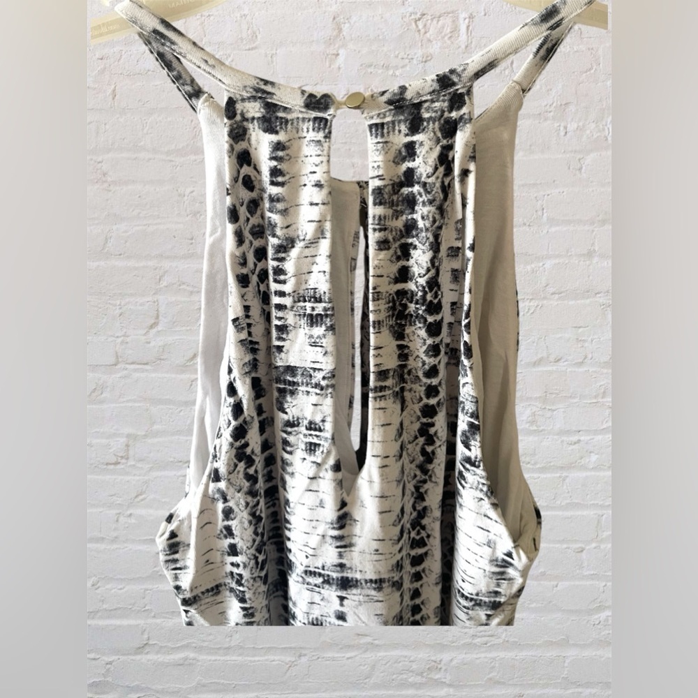 TART Collection Keyhole Tank w/ Built In Bra Sz Small - Picture 4 of 7